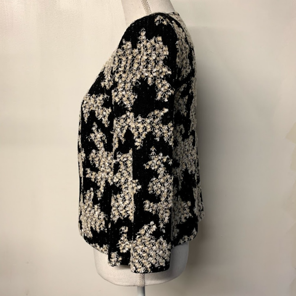 St John Floral Blossom Textured Knit Open Jacket - Picture 6 of 8